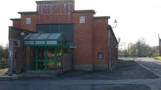 Entrée de la salle des fêtes