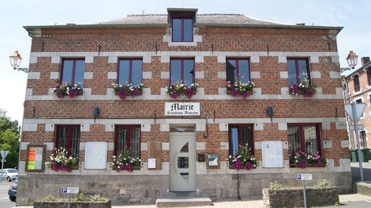 Mairie de Dompierre sur Helpe